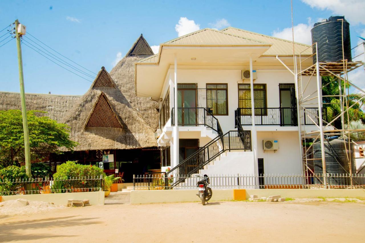 Flamingo Hotel Kinyerezi Dar es Salaam Exterior foto
