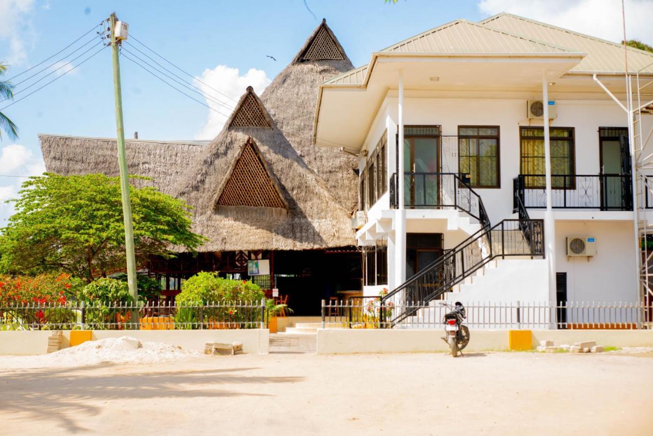 Flamingo Hotel Kinyerezi Dar es Salaam Exterior foto